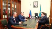 Геннадий Семигин провел рабочую встречу с губернатором Астраханской области Игорем Бабушкиным