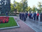 Санкт-Петербург. Г.А. Зюганов возложил цветы к памятнику В.И. Ленину на территории Смольного Института